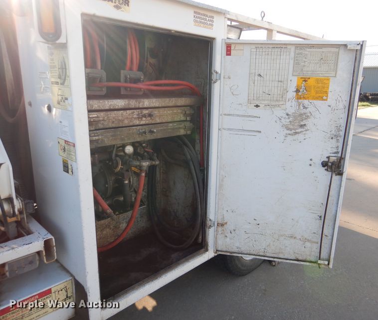 image for item DL3169 2002 Ford F550 XL  utility / service truck