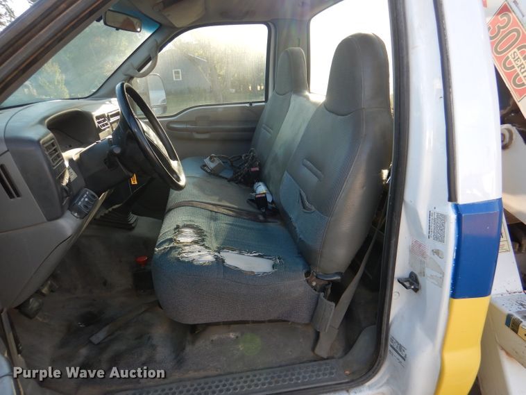 image for item DL3169 2002 Ford F550 XL  utility / service truck