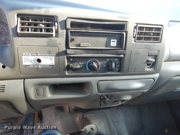 image for item DL3169 2002 Ford F550 XL  utility / service truck