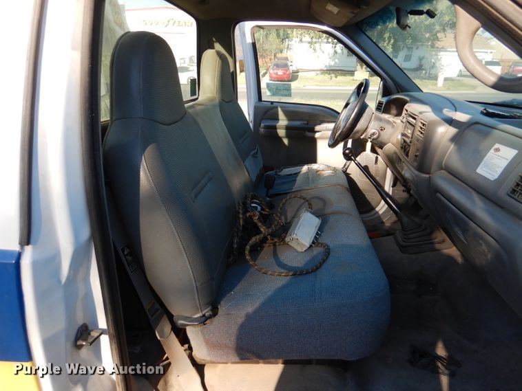 image for item DL3169 2002 Ford F550 XL  utility / service truck