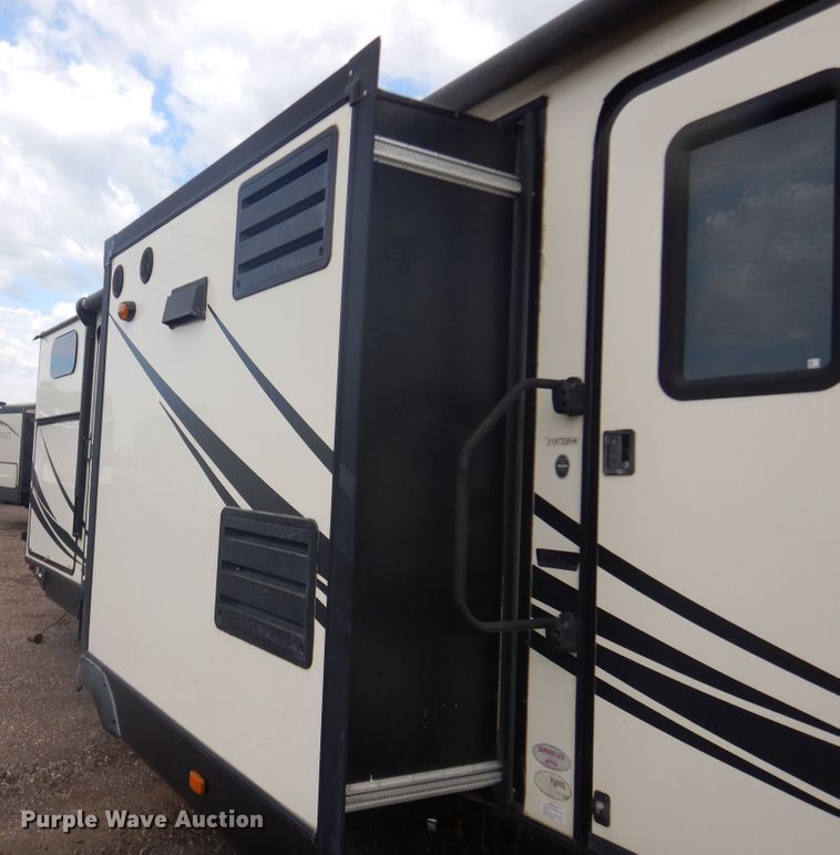 image for item DL6324 2014 Palomino Solaire  camper