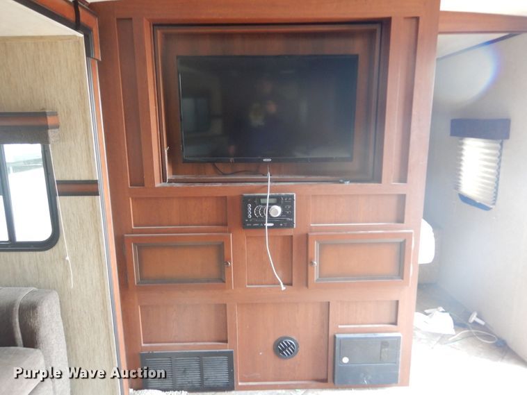 image for item DL6324 2014 Palomino Solaire  camper