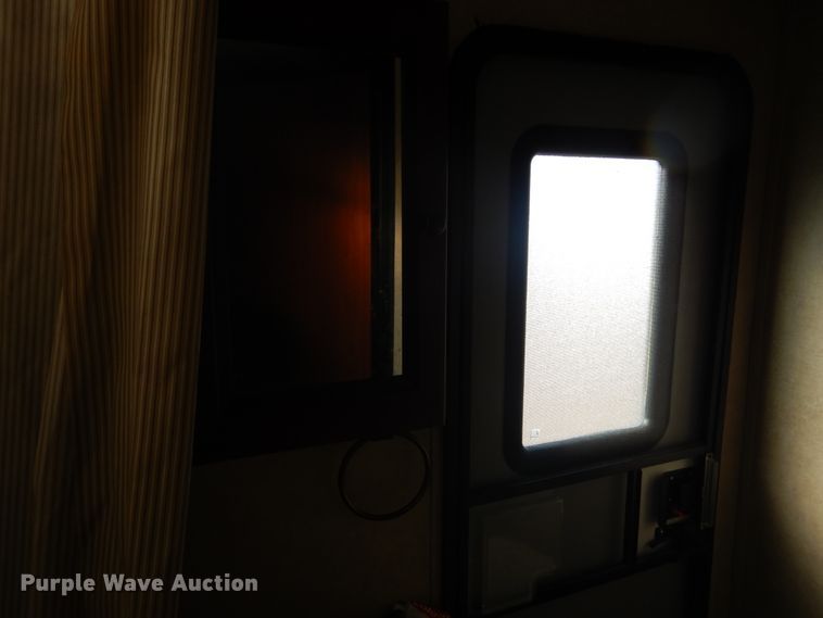 image for item DL6324 2014 Palomino Solaire  camper