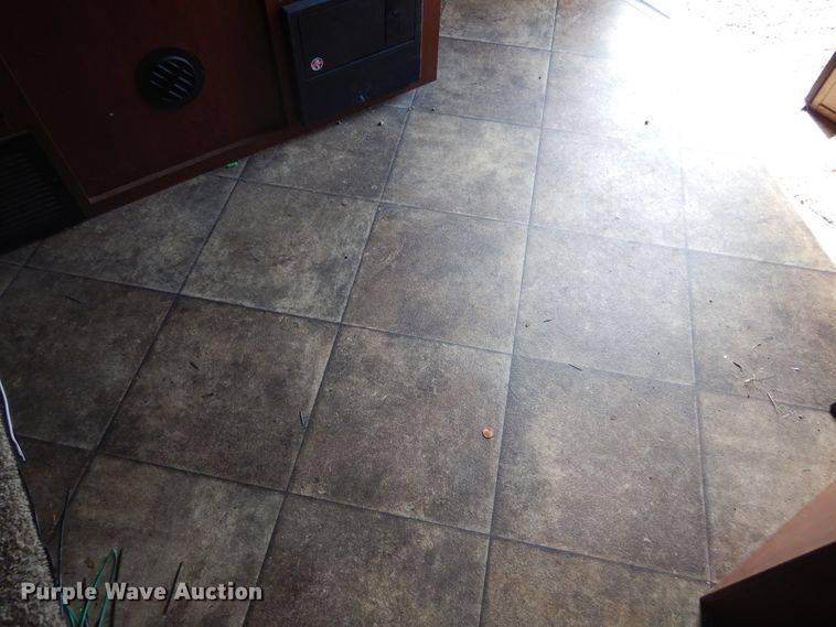 image for item DL6324 2014 Palomino Solaire  camper