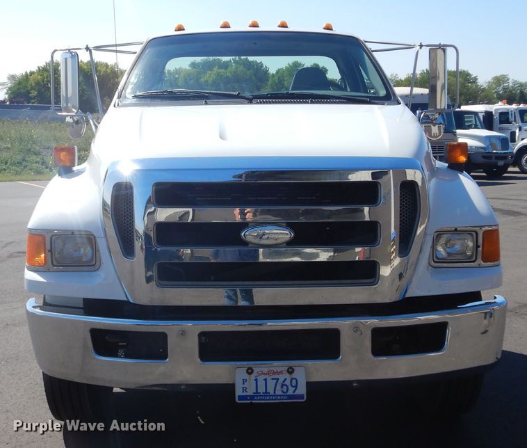 image for item DL6330 2008 Ford F650 Super Duty XLT  truck cab and chassis