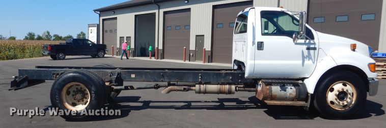 image for item DL6330 2008 Ford F650 Super Duty XLT  truck cab and chassis