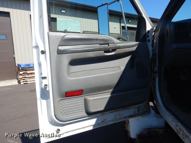 image for item DL6330 2008 Ford F650 Super Duty XLT  truck cab and chassis