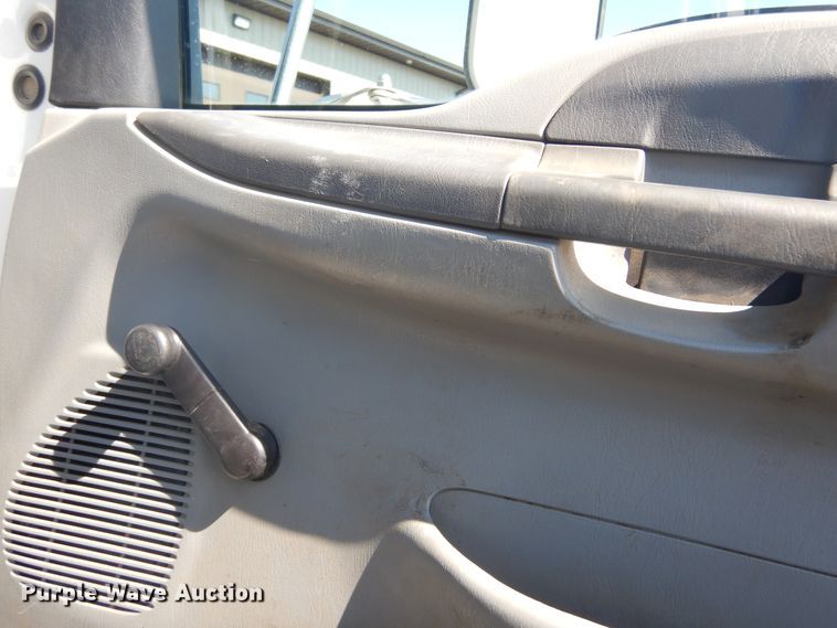 image for item DL6330 2008 Ford F650 Super Duty XLT  truck cab and chassis