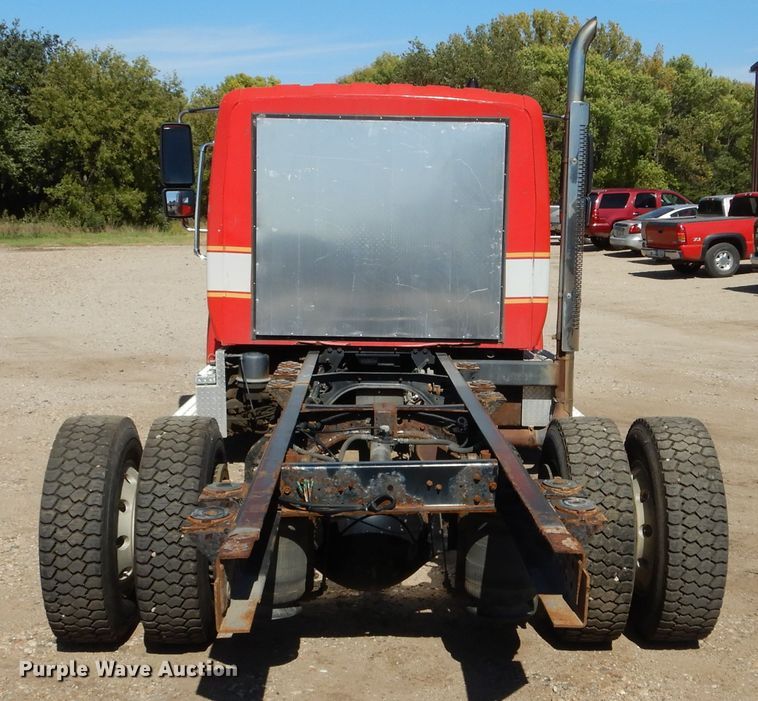 image for item DL6366 2009 International DuraStar 4300  truck cab and chassis