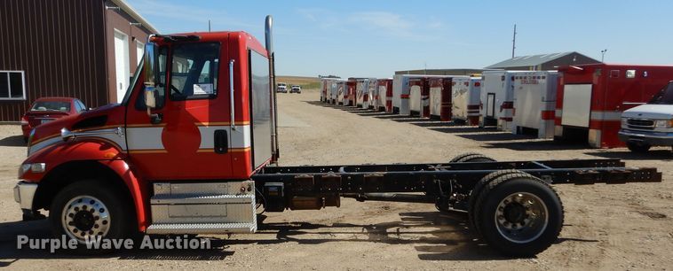 image for item DL6366 2009 International DuraStar 4300  truck cab and chassis