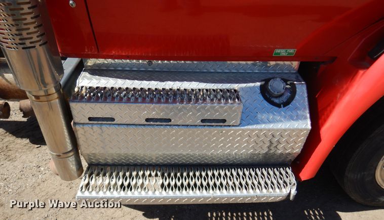 image for item DL6366 2009 International DuraStar 4300  truck cab and chassis