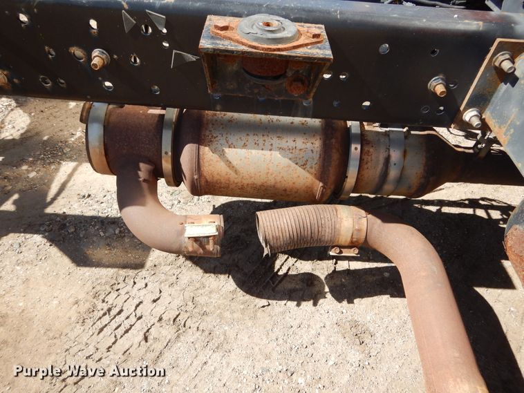 image for item DL6366 2009 International DuraStar 4300  truck cab and chassis