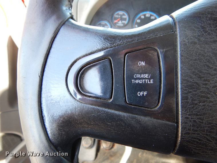 image for item DL6366 2009 International DuraStar 4300  truck cab and chassis