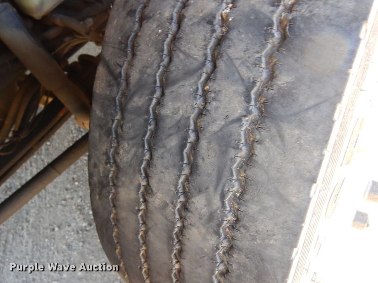 image for item DL6366 2009 International DuraStar 4300  truck cab and chassis