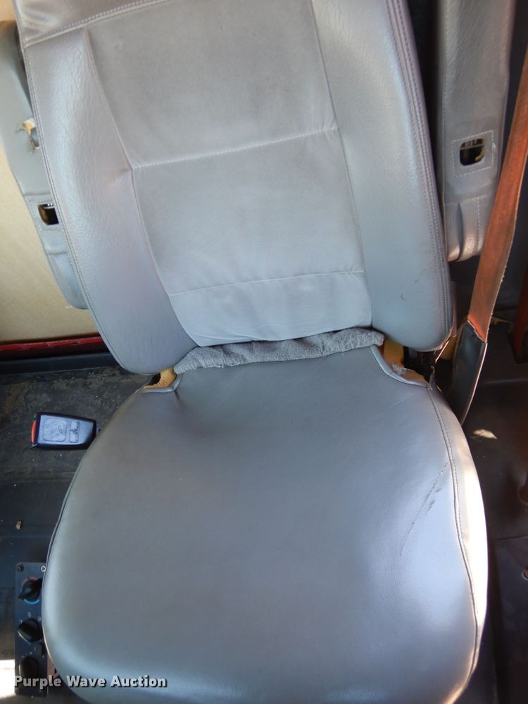 image for item DL6367 2009 Freightliner Business Class M2 106  truck cab and chassis