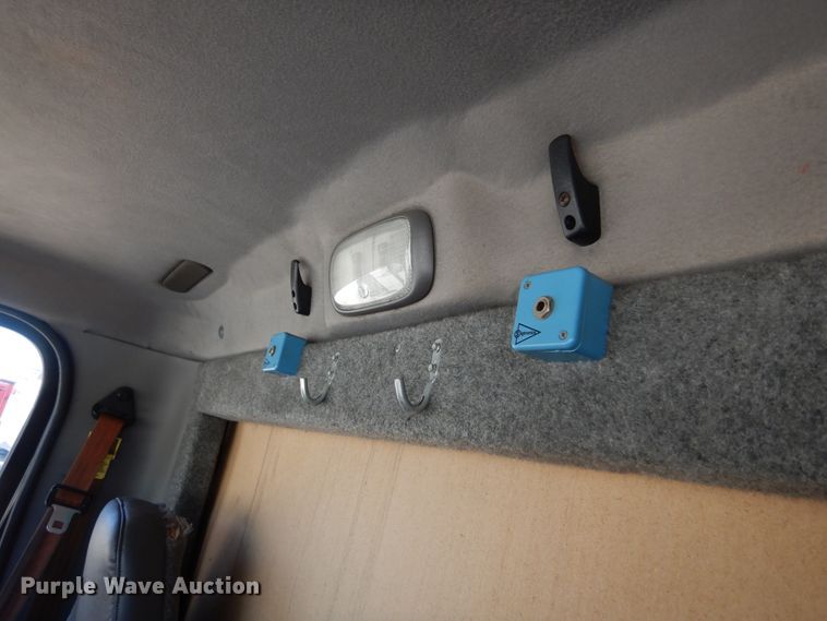 image for item DL6367 2009 Freightliner Business Class M2 106  truck cab and chassis