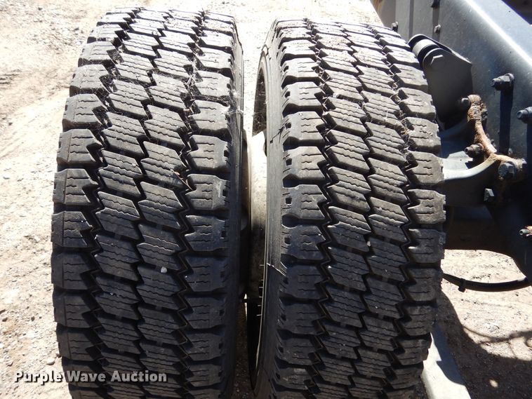 image for item DL6367 2009 Freightliner Business Class M2 106  truck cab and chassis