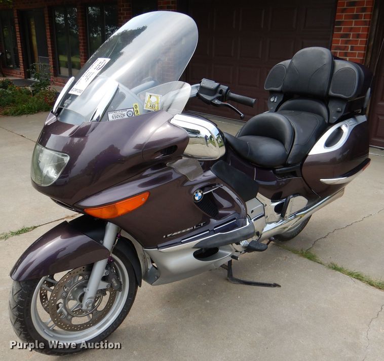 image for item DM1283 2002 BMW K1200LT  motorcycle