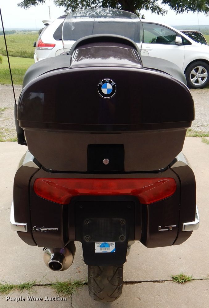 image for item DM1283 2002 BMW K1200LT  motorcycle