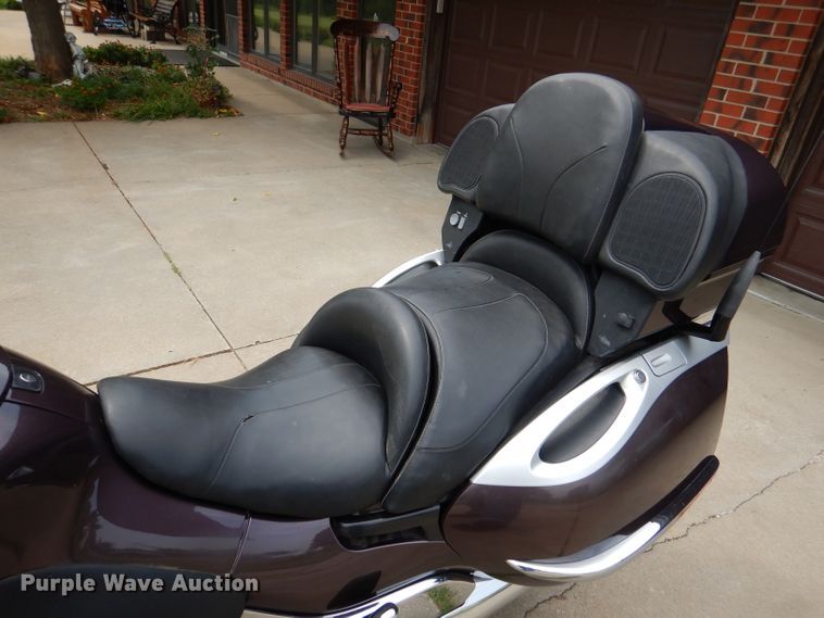 image for item DM1283 2002 BMW K1200LT  motorcycle