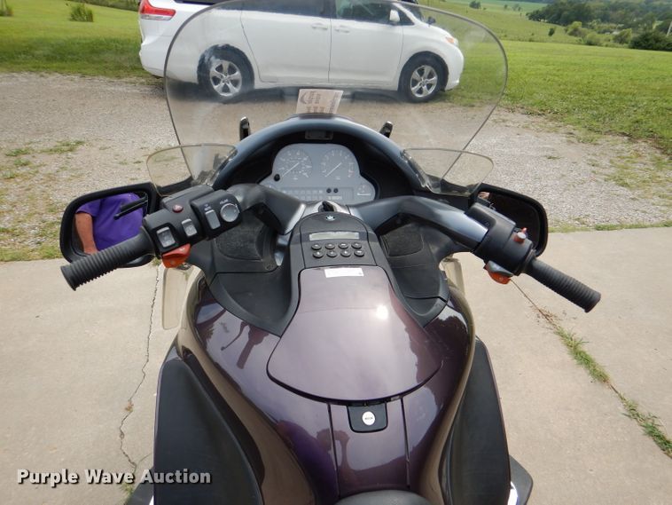 image for item DM1283 2002 BMW K1200LT  motorcycle