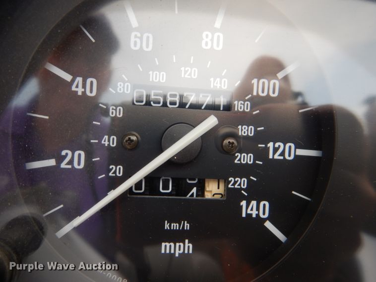 image for item DM1283 2002 BMW K1200LT  motorcycle