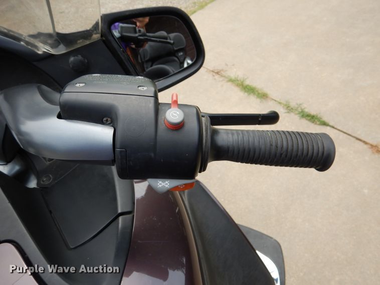 image for item DM1283 2002 BMW K1200LT  motorcycle