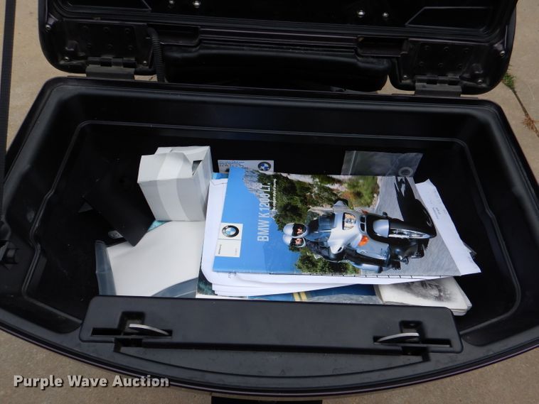 image for item DM1283 2002 BMW K1200LT  motorcycle