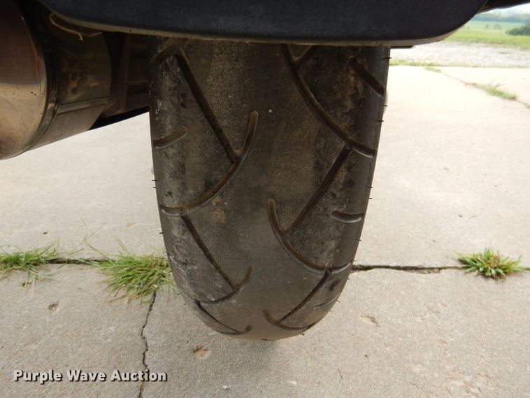 image for item DM1283 2002 BMW K1200LT  motorcycle