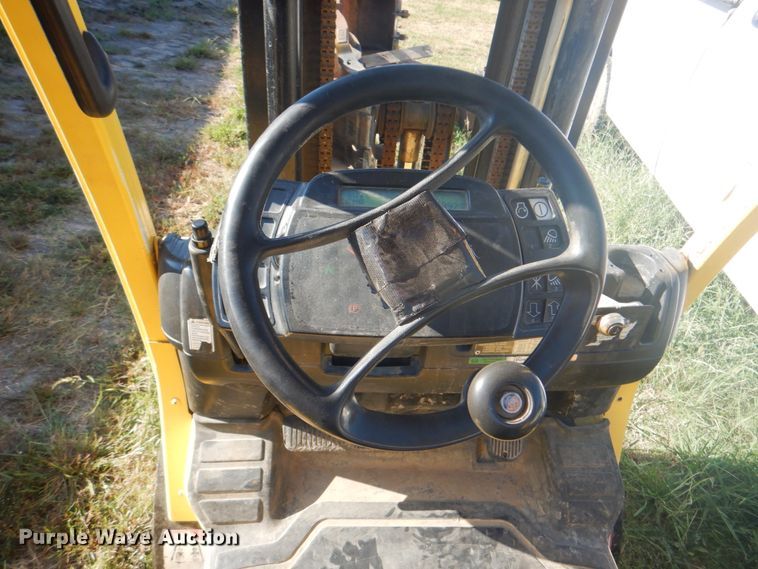 image for item DM3965 Hyster S50T  forklift