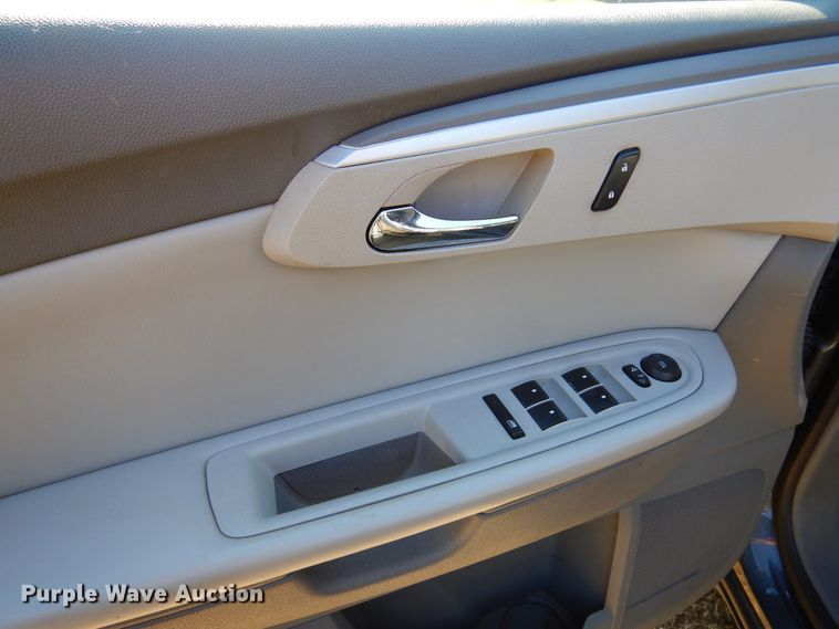 image for item DM5114 2010 Chevrolet Traverse  SUV