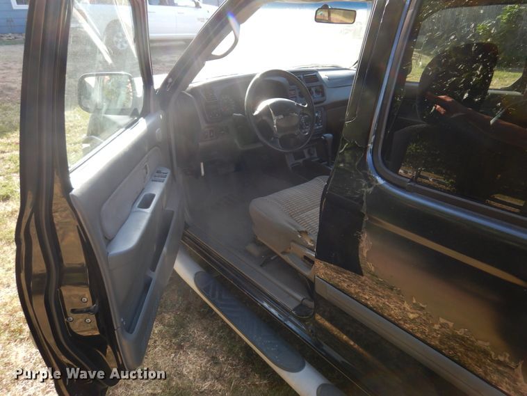 image for item DM5115 2000 Nissan Xterra  SUV