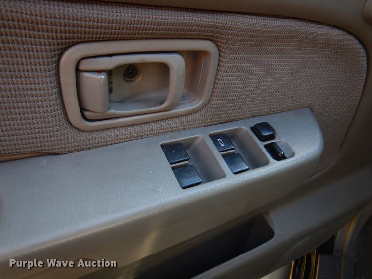 image for item DM5115 2000 Nissan Xterra  SUV