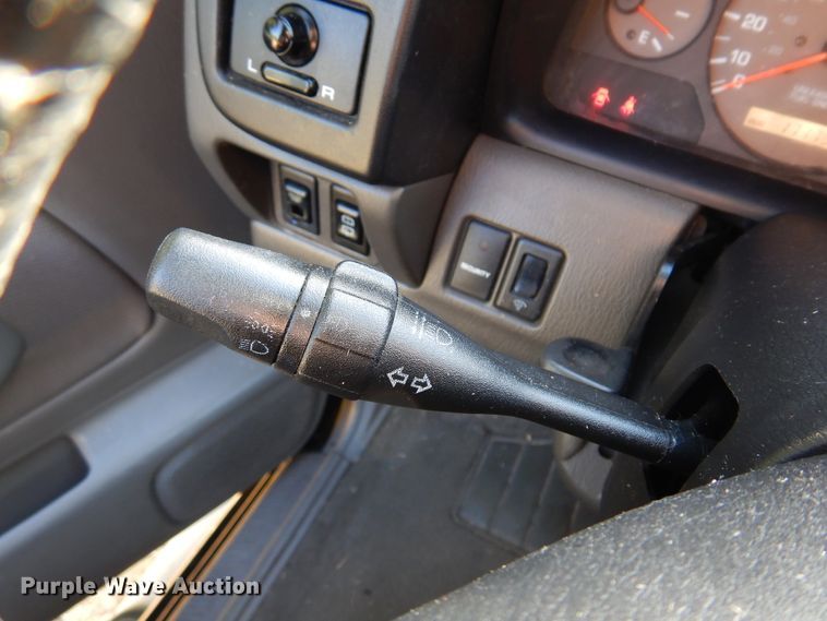 image for item DM5115 2000 Nissan Xterra  SUV