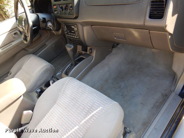 image for item DM5115 2000 Nissan Xterra  SUV