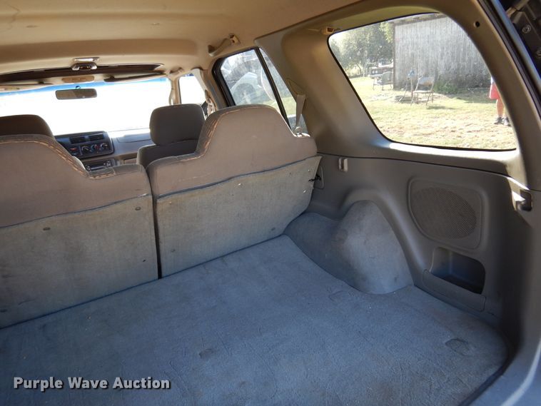 image for item DM5115 2000 Nissan Xterra  SUV