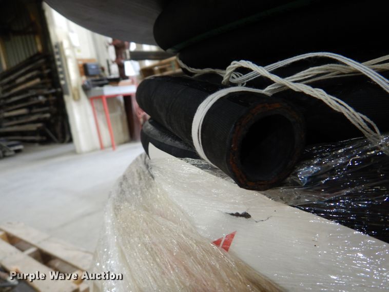 image for item DM5131 (2) hydraulic hoses