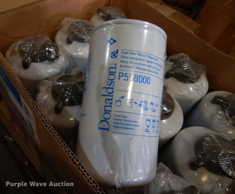 image for item DM5132 Air and oil filters