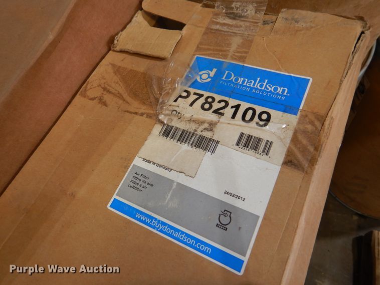 image for item DM5132 Air and oil filters