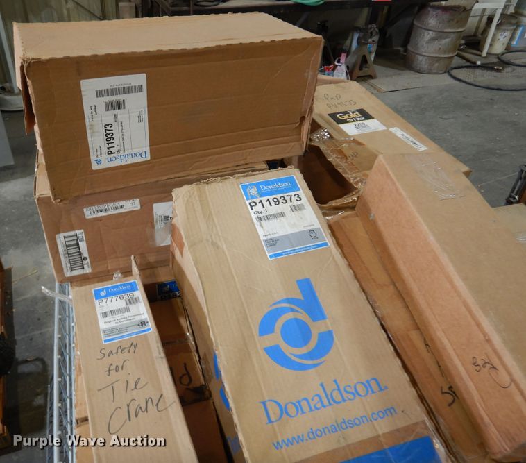 image for item DM5133 Air and oil filters