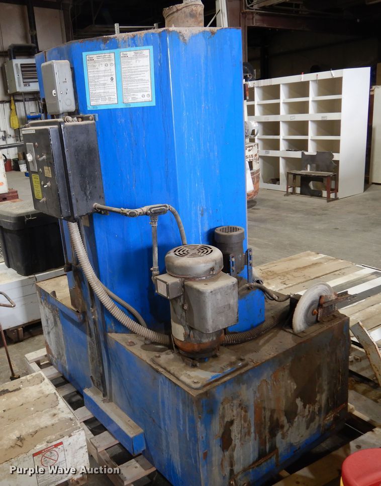 image for item DM5134 Armakleen  parts washer