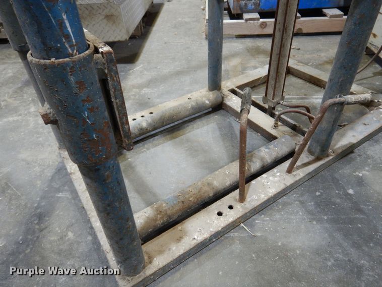 image for item DM5135 Little Buster  tire machine