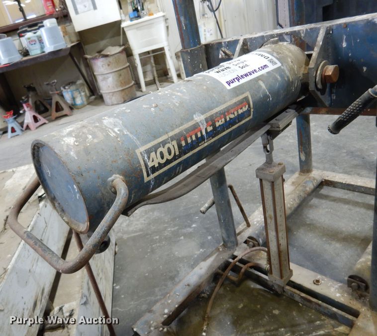 image for item DM5135 Little Buster  tire machine