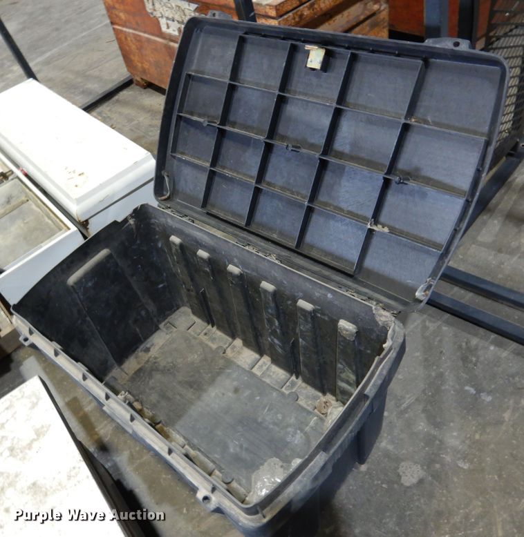 image for item DM5137 (10) pickup truck toolboxes