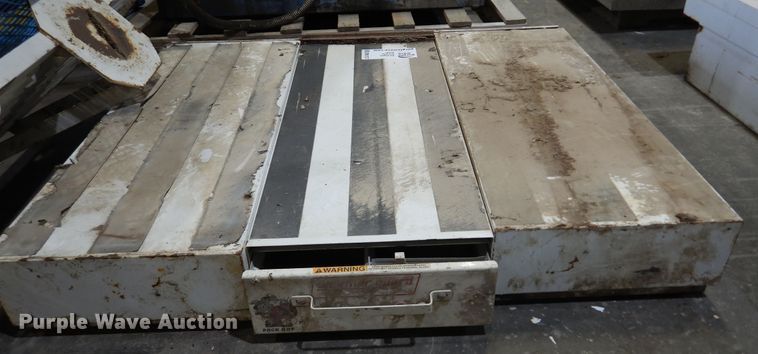 image for item DM5137 (10) pickup truck toolboxes