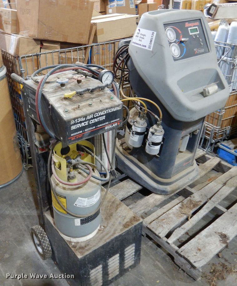 image for item DM5139 (2) refrigerant recovery machines