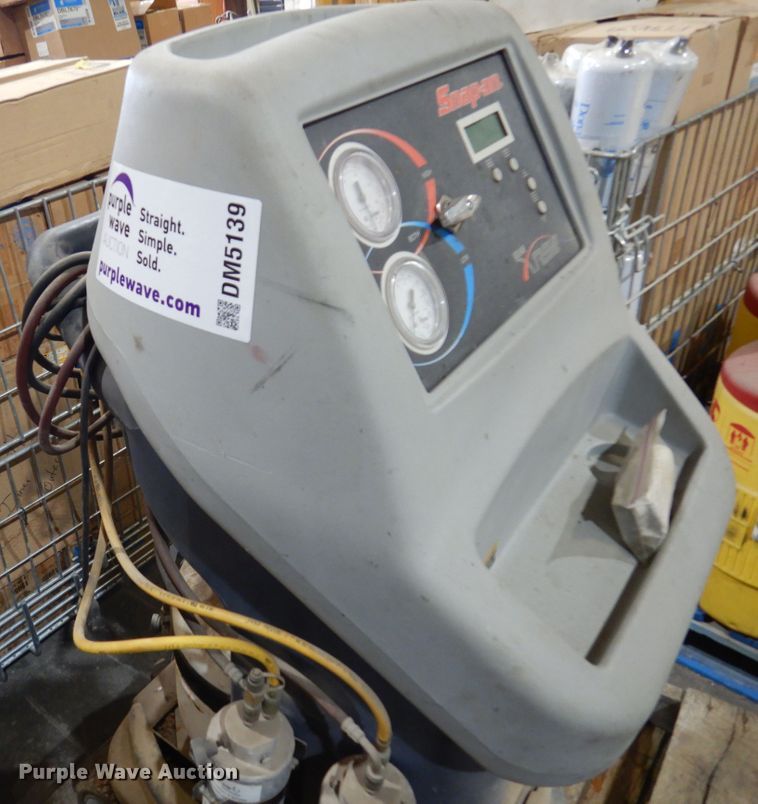 image for item DM5139 (2) refrigerant recovery machines