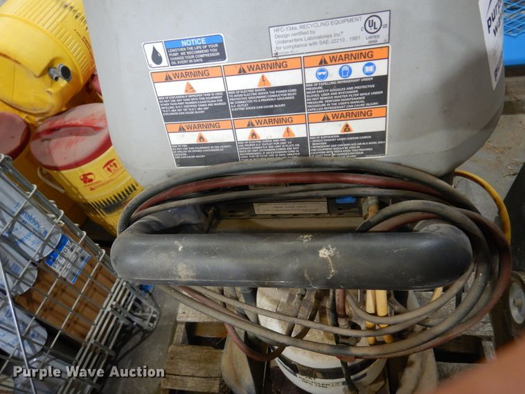 image for item DM5139 (2) refrigerant recovery machines