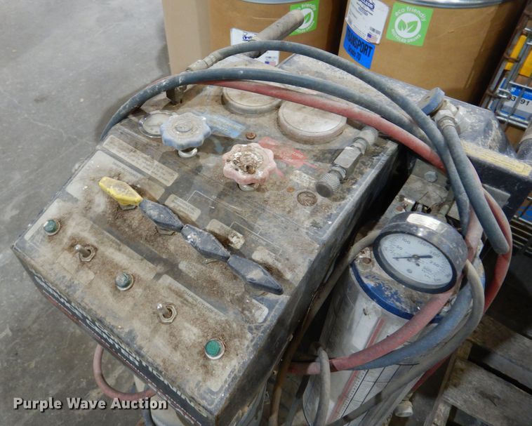 image for item DM5139 (2) refrigerant recovery machines