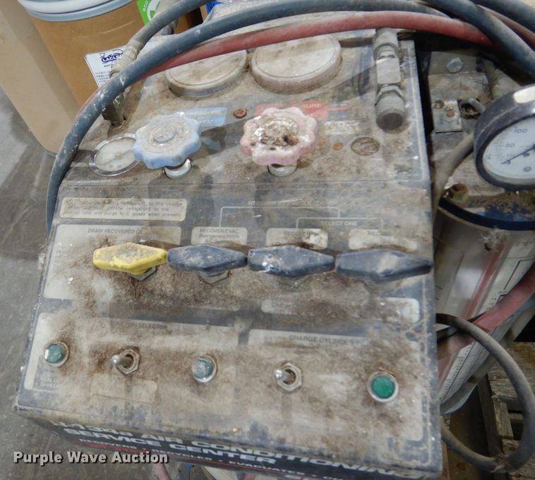 image for item DM5139 (2) refrigerant recovery machines